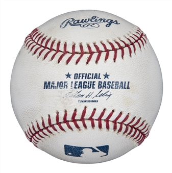 Ball Hit by Barry Bonds for his 762nd And Last Career Home Run (9/5/07) Establishing Major League Baseballs All-Time Career Home Run Record- Option to Have Signed/Inscribed by Bonds!